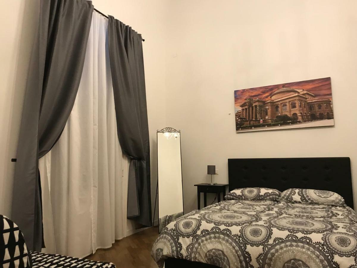 La Dimora Dell'Artista Apartment Palermo Luaran gambar
